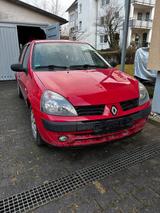 Renault Clio 1.5 dci Dieselpumpe Defekt - Renault Clio aus 2004 mit Diesel-Antrieb