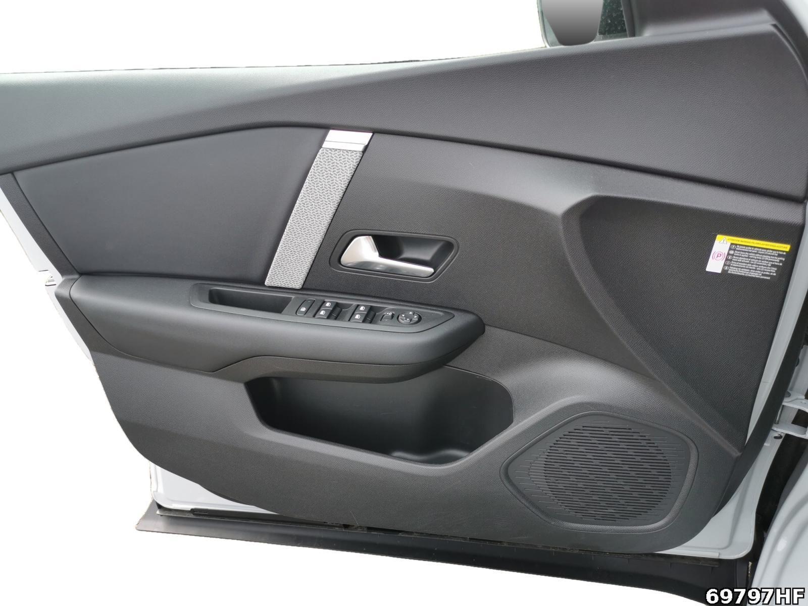 Fahrzeugabbildung Citroën C4 1.2 PureTech 130 Max (EURO 6e)