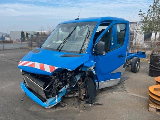 Mercedes-Benz Sprinter III Pritsche DoKa 215-UNFALL- Motor ok