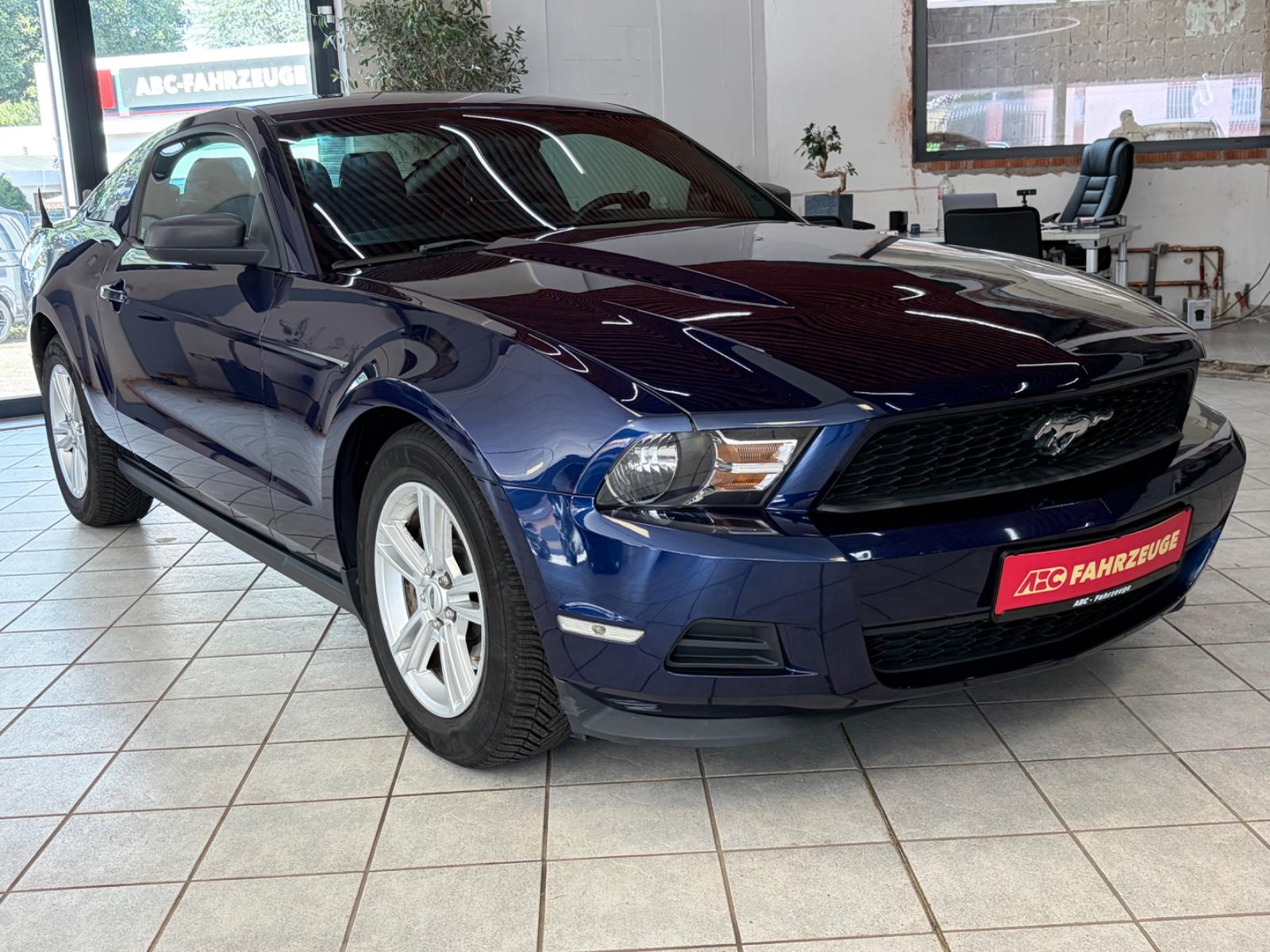 Ford Mustang 3.7 V6 305ch BVM - 2 ème main - Carnet entretien - CT récent - Régulateur
