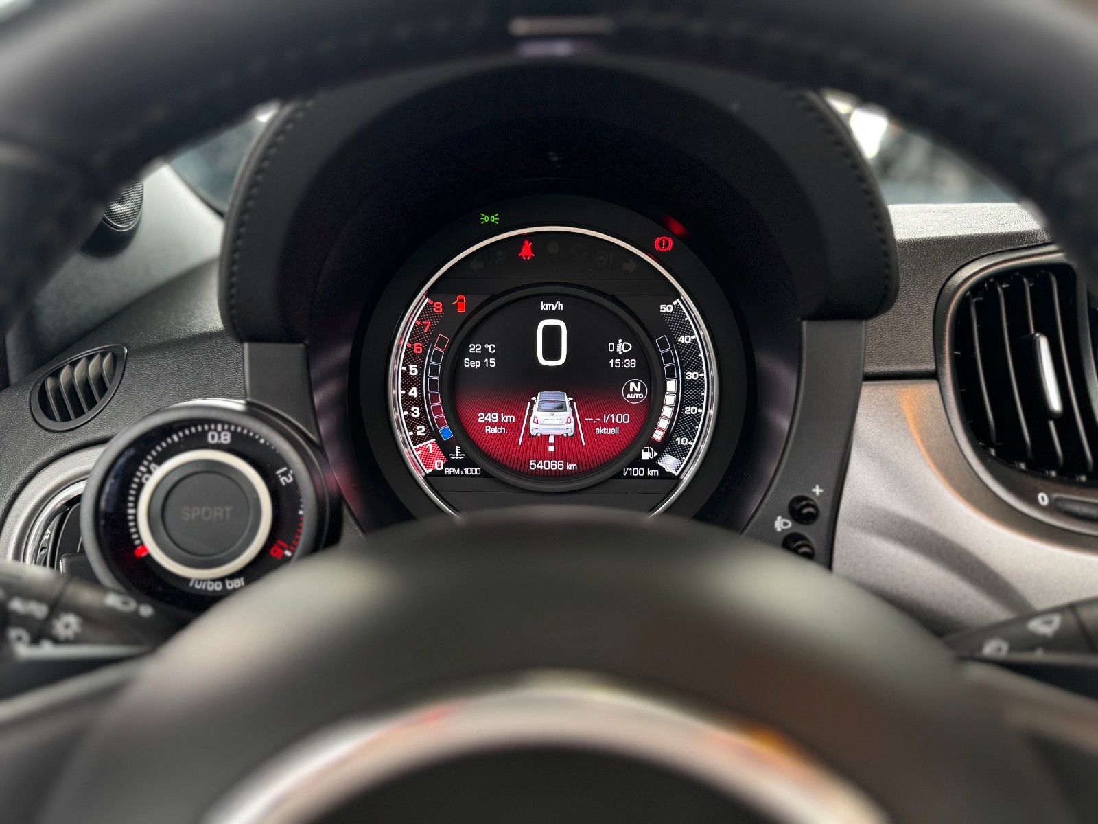 Fahrzeugabbildung Abarth 595 Cabrio Beats Bi-Xenon DAB+ Klima