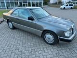 Mercedes-Benz Mercedes 230 CE Coupe Top Zustand - Mercedes-Benz 230 Gebrauchtwagen in Berlin