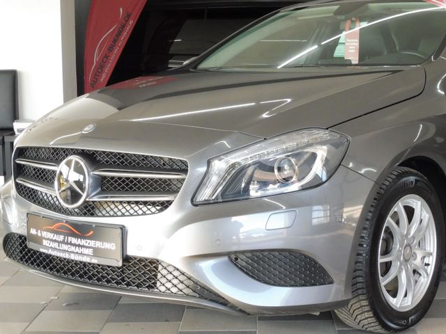 Mercedes-Benz A180 BlueEfficiency "STYLE" Kamera/Bi-Xenon/Navi