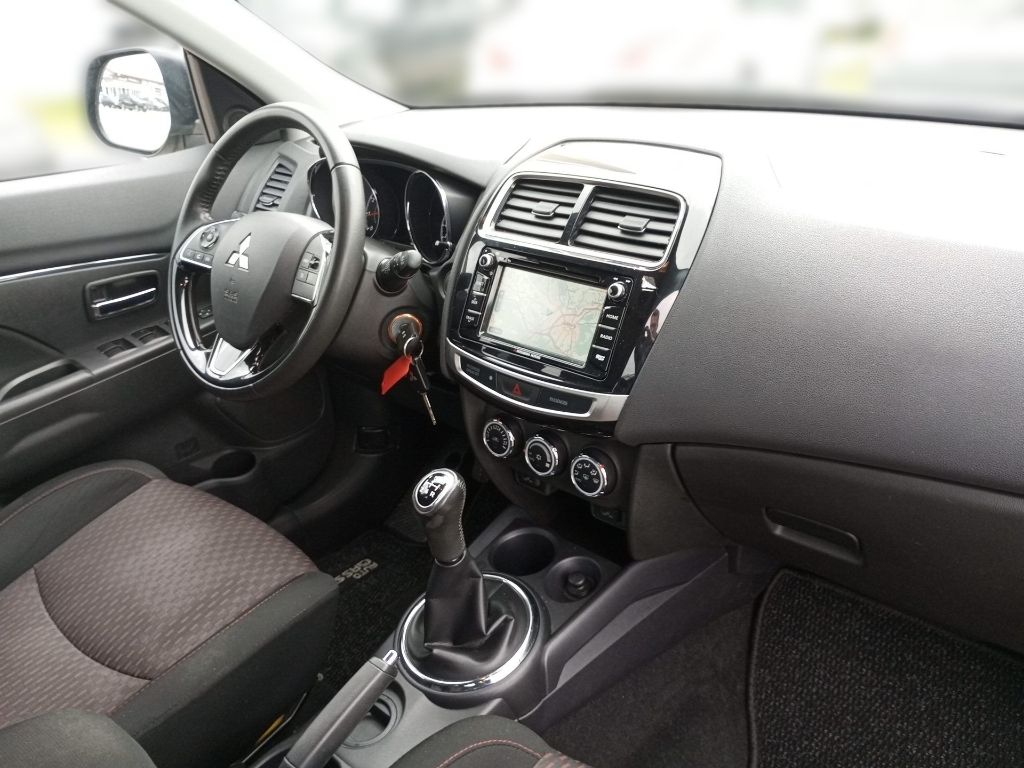 Fahrzeugabbildung Mitsubishi ASX 1.6 Edition 100 mit Smart Link Navigation