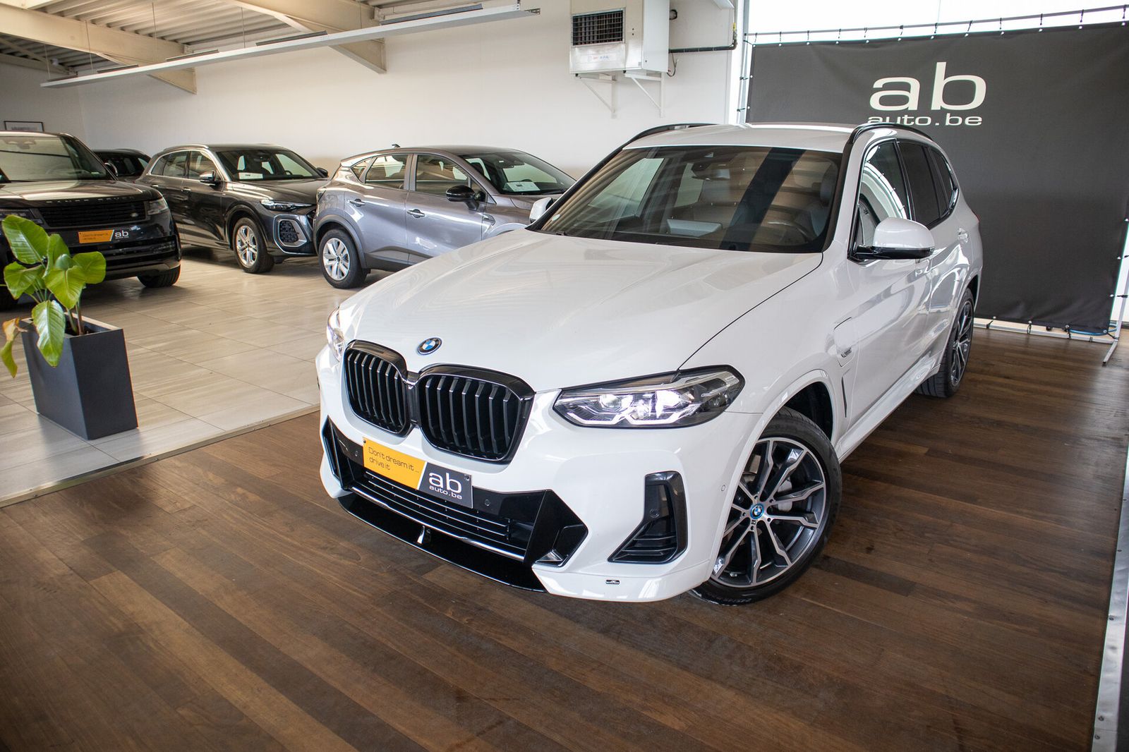 BMW X3 30e M sport imagem 2