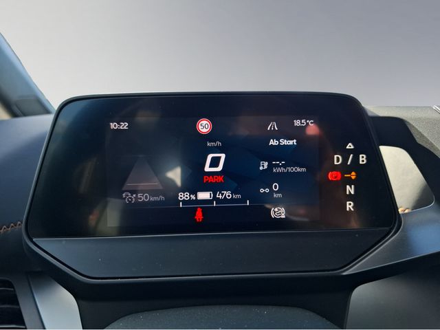 Born PDC SHZ KAMERA NAVI ACC AKTIVSITZE LED