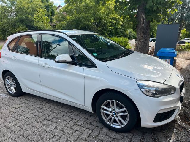 BMW Verkauf BMW 218d Active Tourer - Top gepfl...