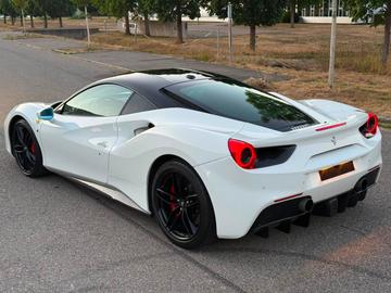 صورة 2 لـ 2018 Ferrari 488 GTB