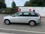 Volvo V50 Kombi 2.0 D Summum - Volvo V50 mit Diesel-Antrieb