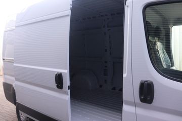 Fotografie des Opel Movano 2.2 BlueHDi L2H2 S&S