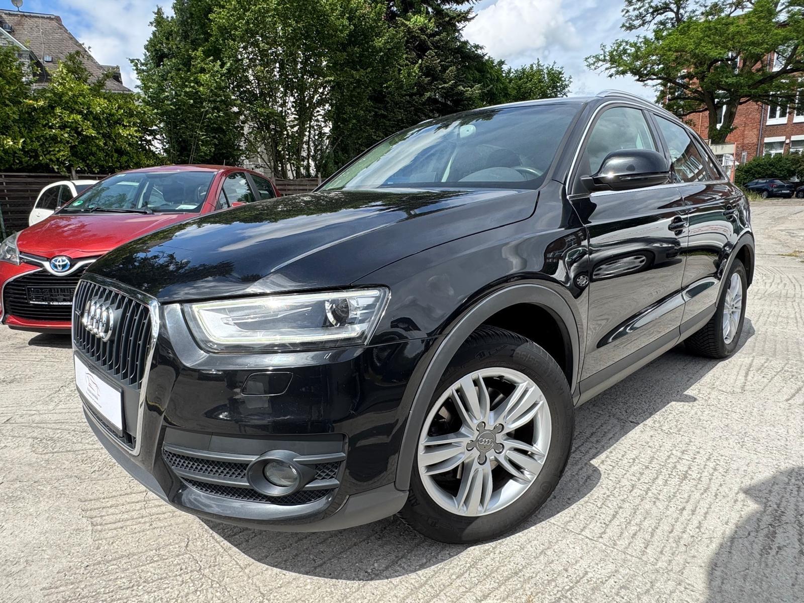 Audi Q3 2.0 TFSI quattro*Navi*PDC*AHK*LMF*
