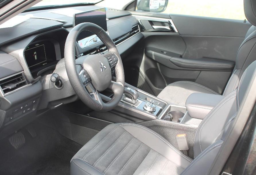 Mitsubishi Outlander 2.4 PHEV 100 kW S-AWC Intro Edition,