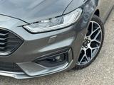 Ford Mondeo 2.0 EcoBlue Aut Lim. ST-Line ACC|PANO|AHK - Ford Mondeo mit Diesel-Antrieb: Limousine