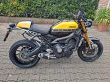 Yamaha XSR 900 - YAMAHA GELB ABS