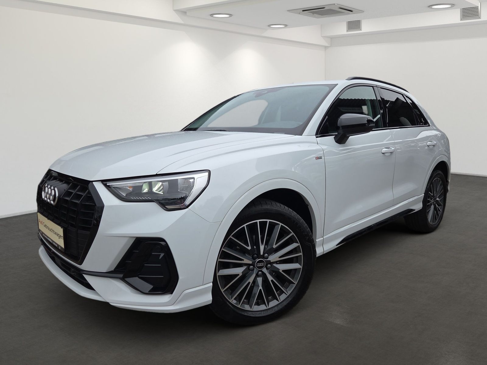 Audi Q3 S-LINE 35TFSI S-TRONIC AHK+ACC+KEYLESS+NAVI+A foto 2