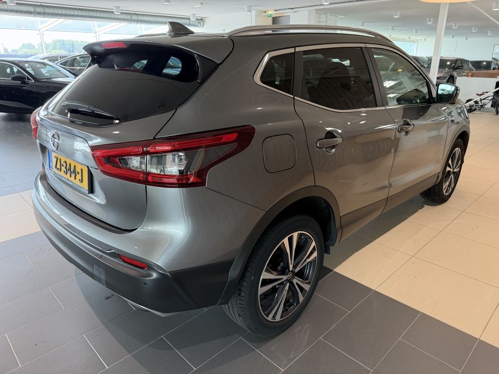 Nissan Qashqai 1.3 DIG-T N-Connecta imagem 3