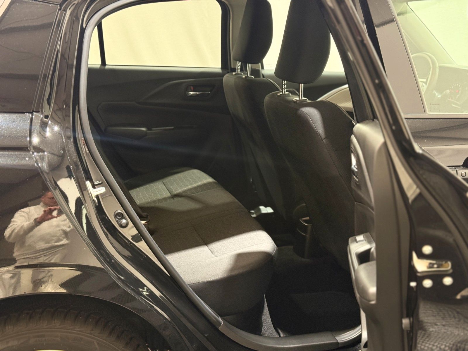 Fahrzeugabbildung Suzuki Swift 1.2 HYBRID Comfort+