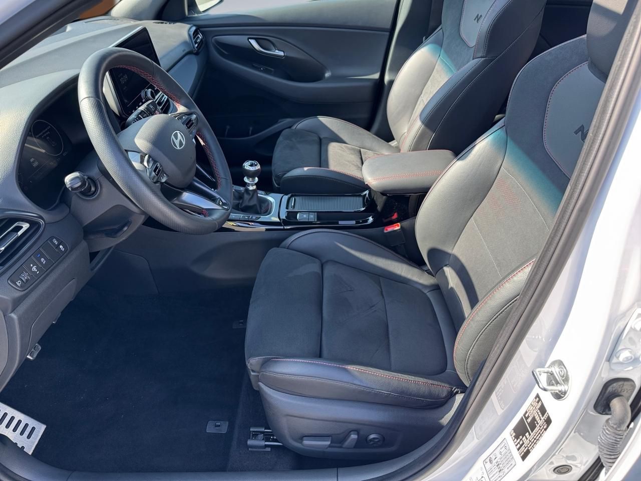 Fahrzeugabbildung Hyundai i30 N-LINE *SPORT-PAKET*PANO*NAVI*KAMERA*LED*BT