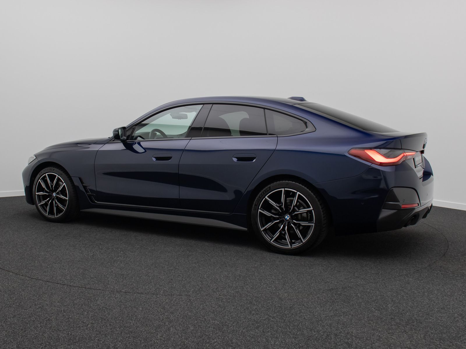 Fahrzeugabbildung BMW 420 Gran Coup&eacute; M Sport Individual GSD DAB 19Zoll