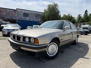 BMW 520 - 1
