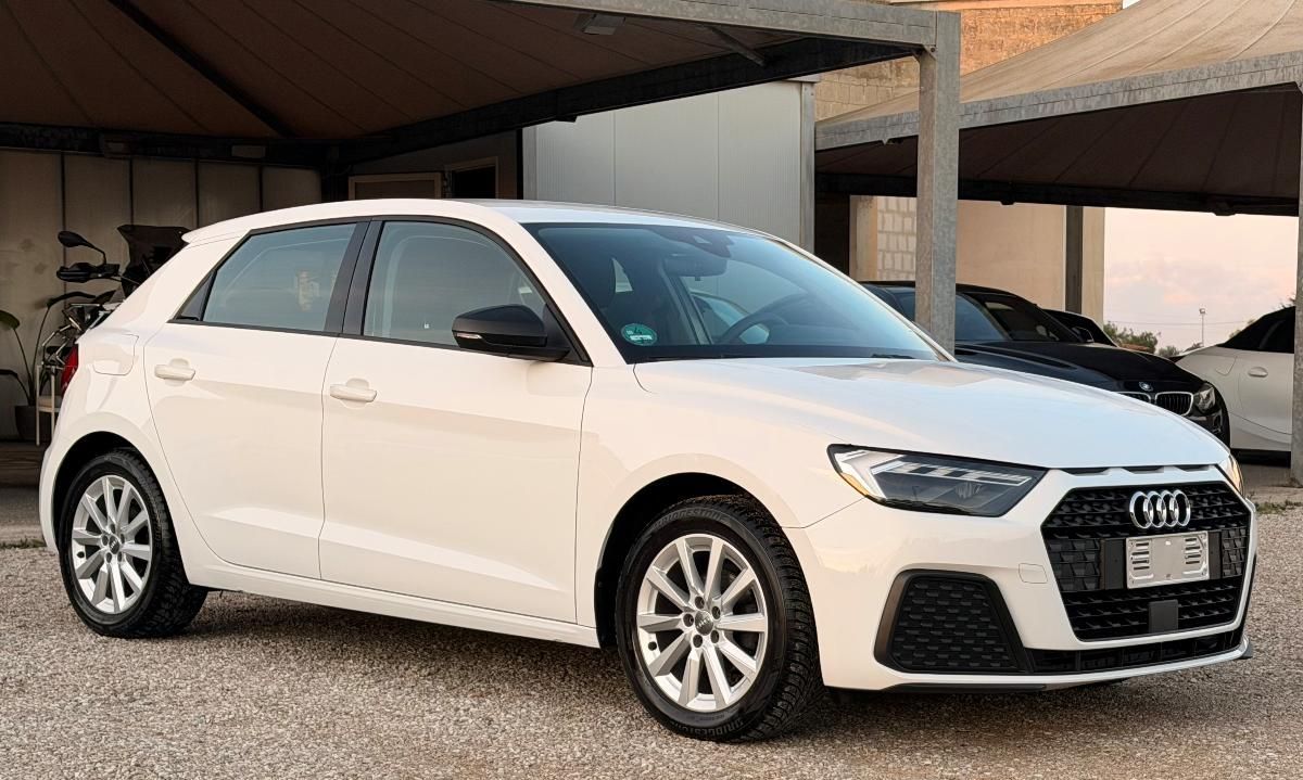 Audi AUDI A1 SPB 25 TFSI Advanced imagem 2
