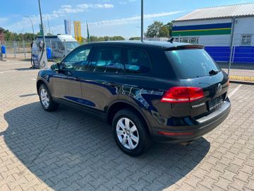 Volkswagen Touareg - 4