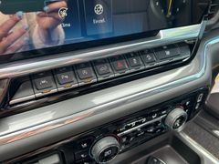Fahrzeugabbildung Chevrolet Silverado High Country 6.2 V8 Black-Package LPG