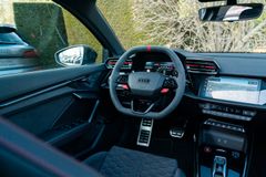 AUDI RS 3 Sportback quattro/ DYNAMIKPAKET/ INDIVIDUAL AUDI RS 3 Sportback quattro/ DYNAMIKPAKET/ INDIVIDUAL