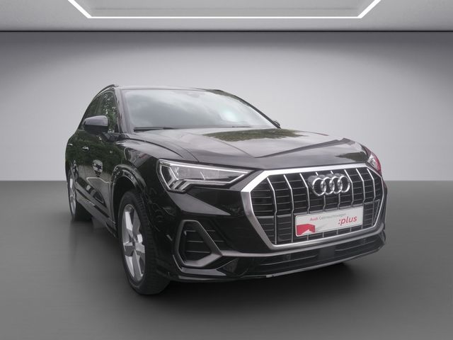 Q3 35 TFSI S line KLIMA PDC SHZ NAVI AHK ACC LED