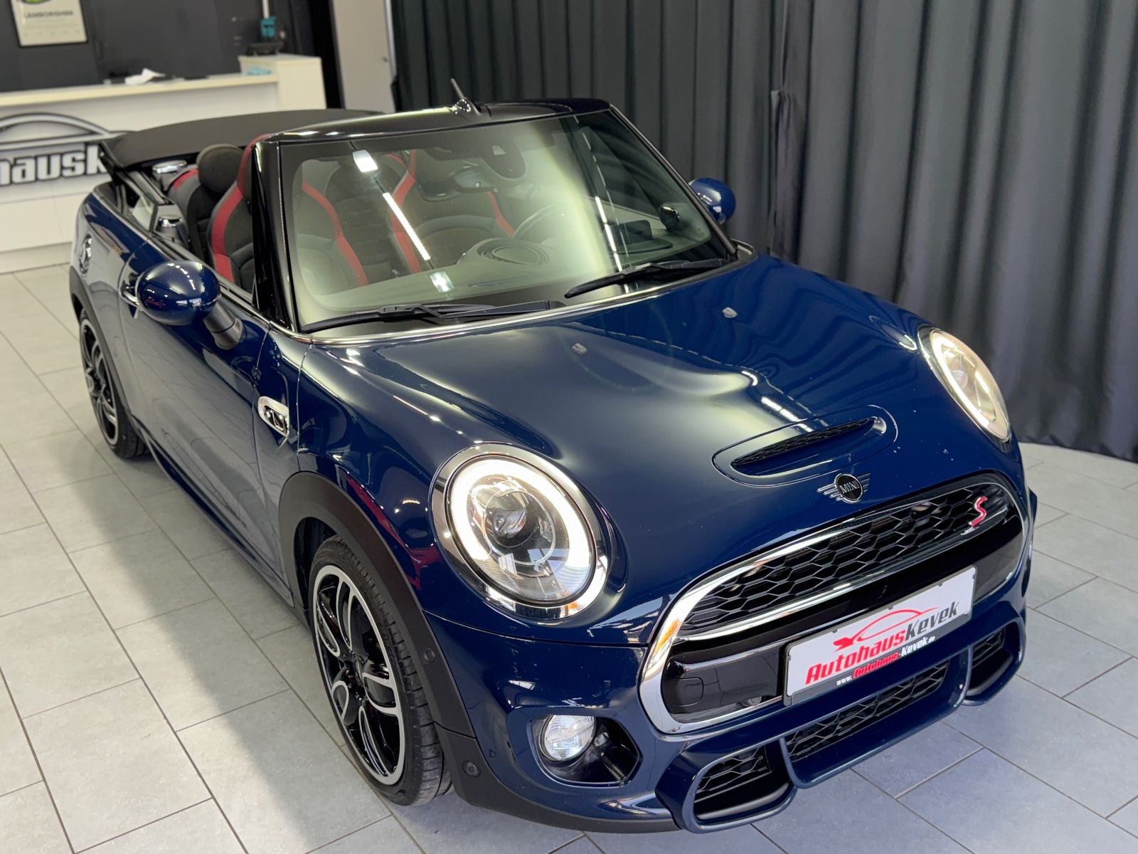 Fahrzeugabbildung MINI Cooper S Cabrio|JCW-PAKET|HARMAN/KARDON|VOLL