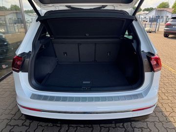 Bild 9 VW Tiguan R-Line 2.0 TSI 4M DSG AHK DCC Pano-SD Nav