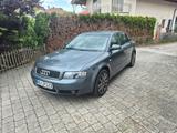 Audi A4 2.0 multitronic -