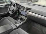 Skoda Superb 2.0 TDI DSG Style PANO MEMORY ACC LED - Skoda: Unfallwagen