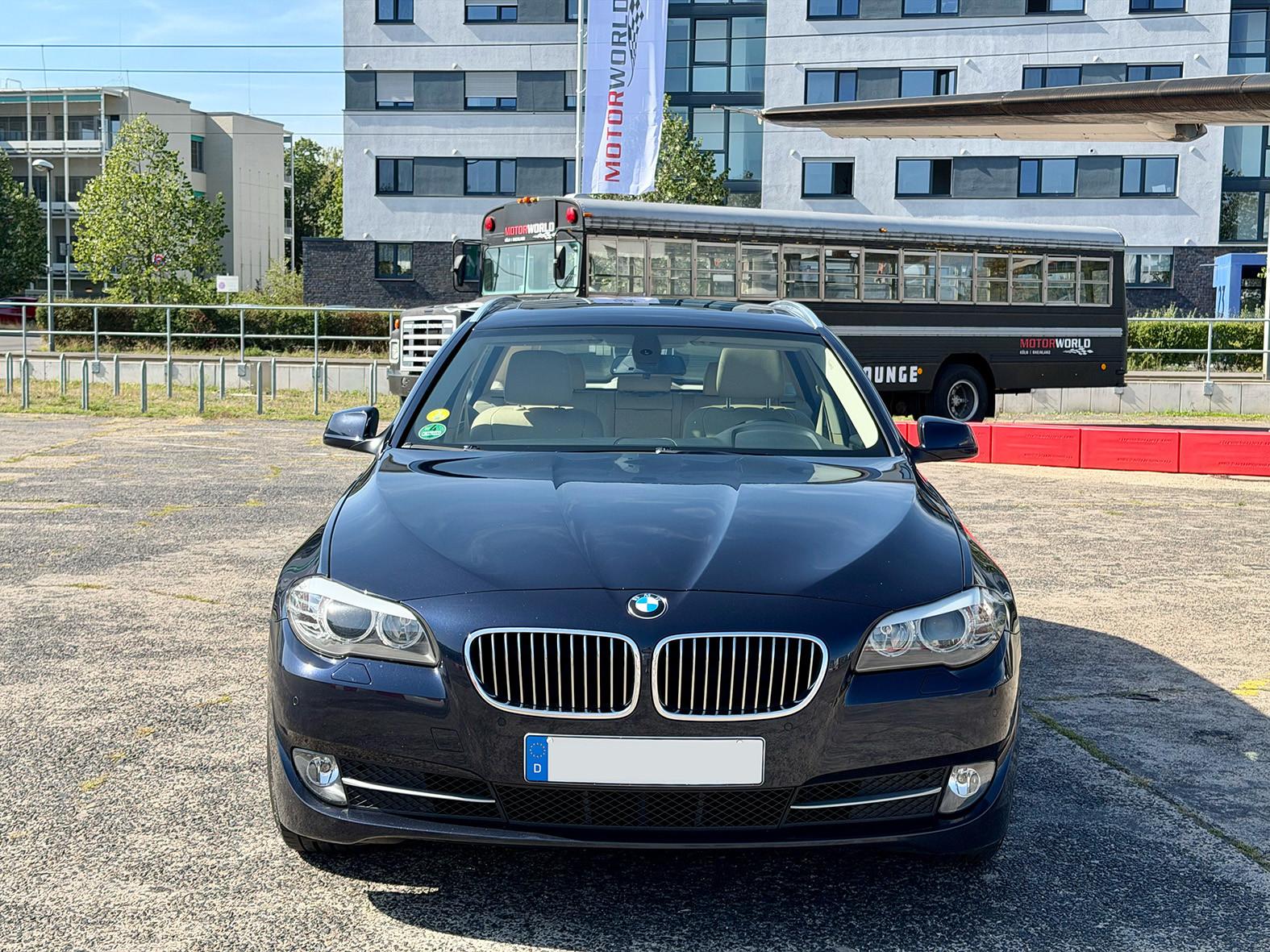 BMW 520d Touring - Standhzg, Pano, Leder n. 5Tage