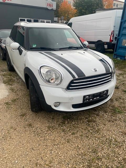 MINI One Countryman