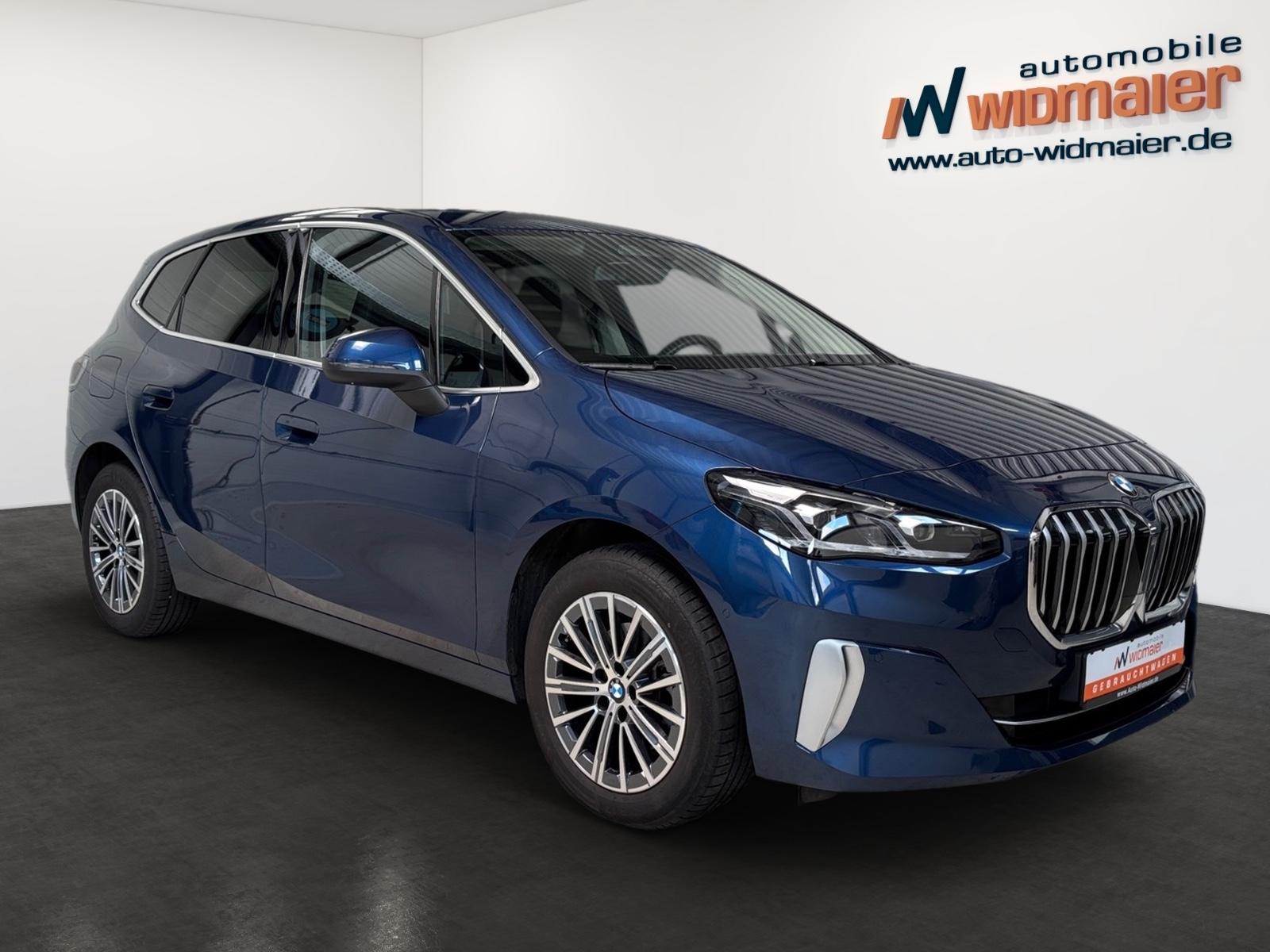 BMW 218i Active Tourer Luxury Line -- AHK/ ACC