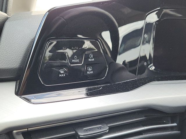 Golf VIII Variant 2.0 TDI Aut. Life AHK Climatr.
