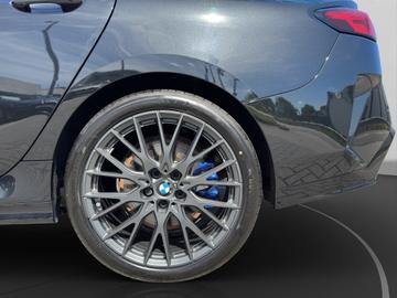 2025 BMW M235 缩略图 12
