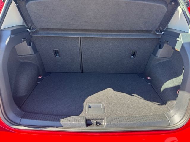Fahrzeugabbildung Volkswagen T-Cross Life 1.0 TSI 116 PS 6-Gang LED APP TRVL