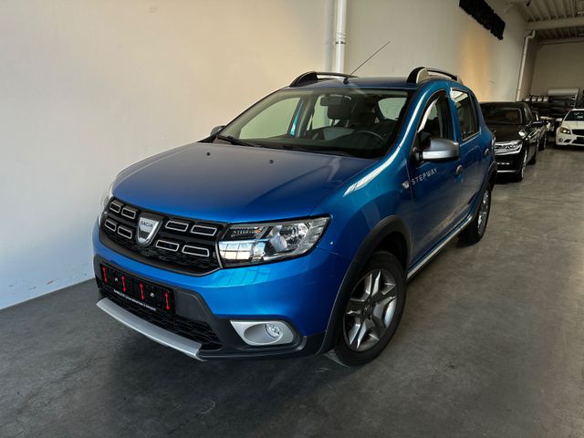 Dacia Sandero II Stepway Prestige 8-fach bereift