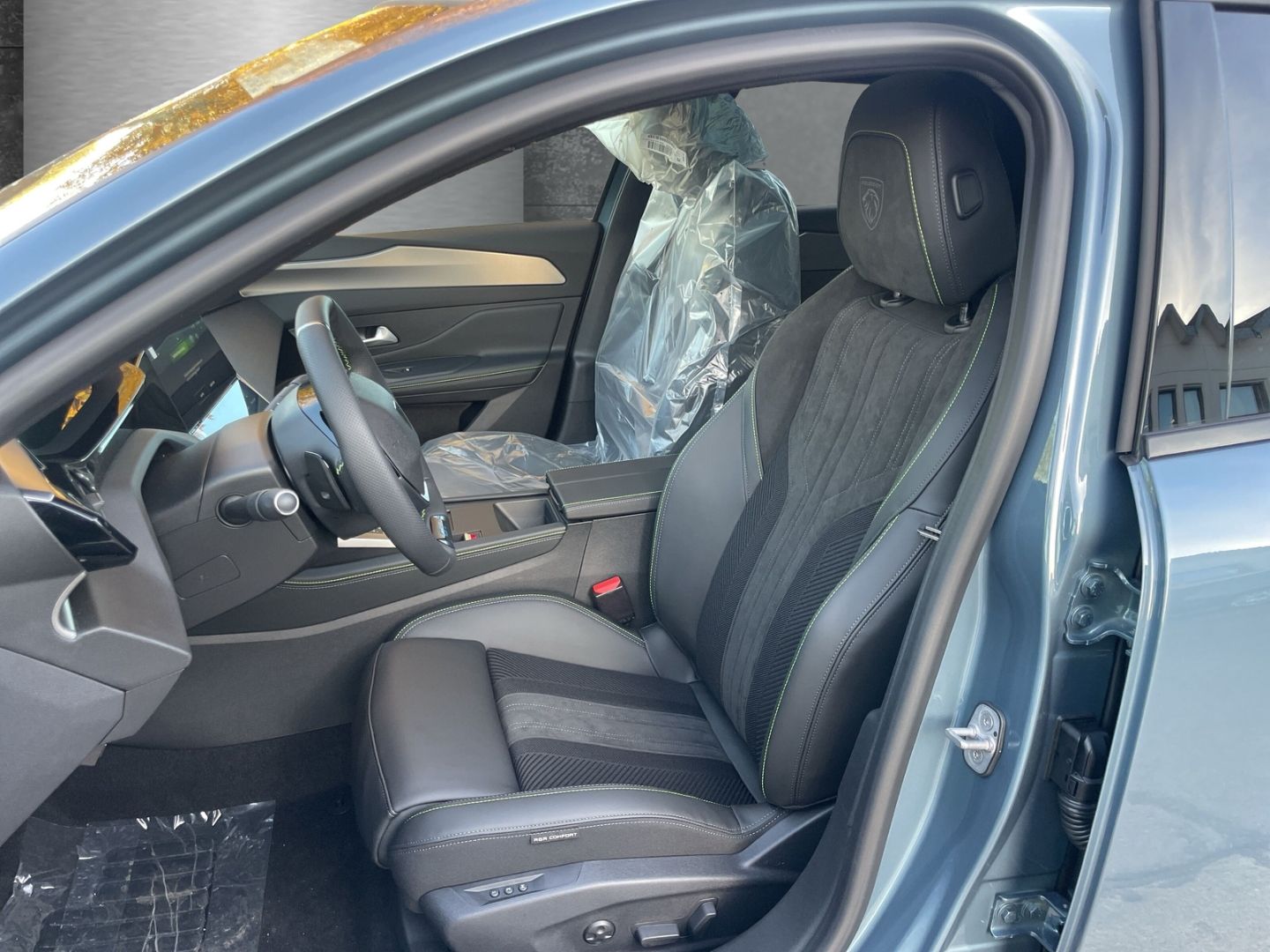 Peugeot 308 - Bild 8