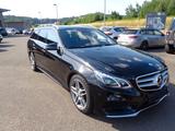 Mercedes-Benz E 400  T-Modell ,AMG,Leder,Navi,GSD. - Mercedes-Benz E 400: Schwarz