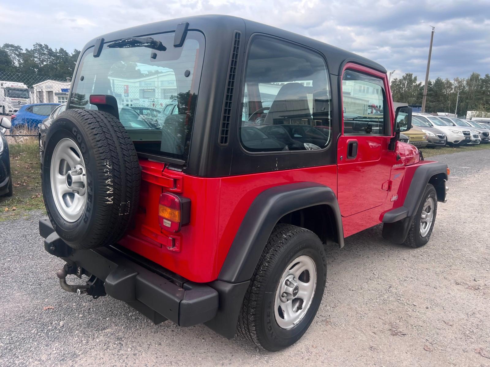 JEEP WRANGLER SPORT 2.5 | 118 ch | 4X4 | BVM | VOLANT CUIR
