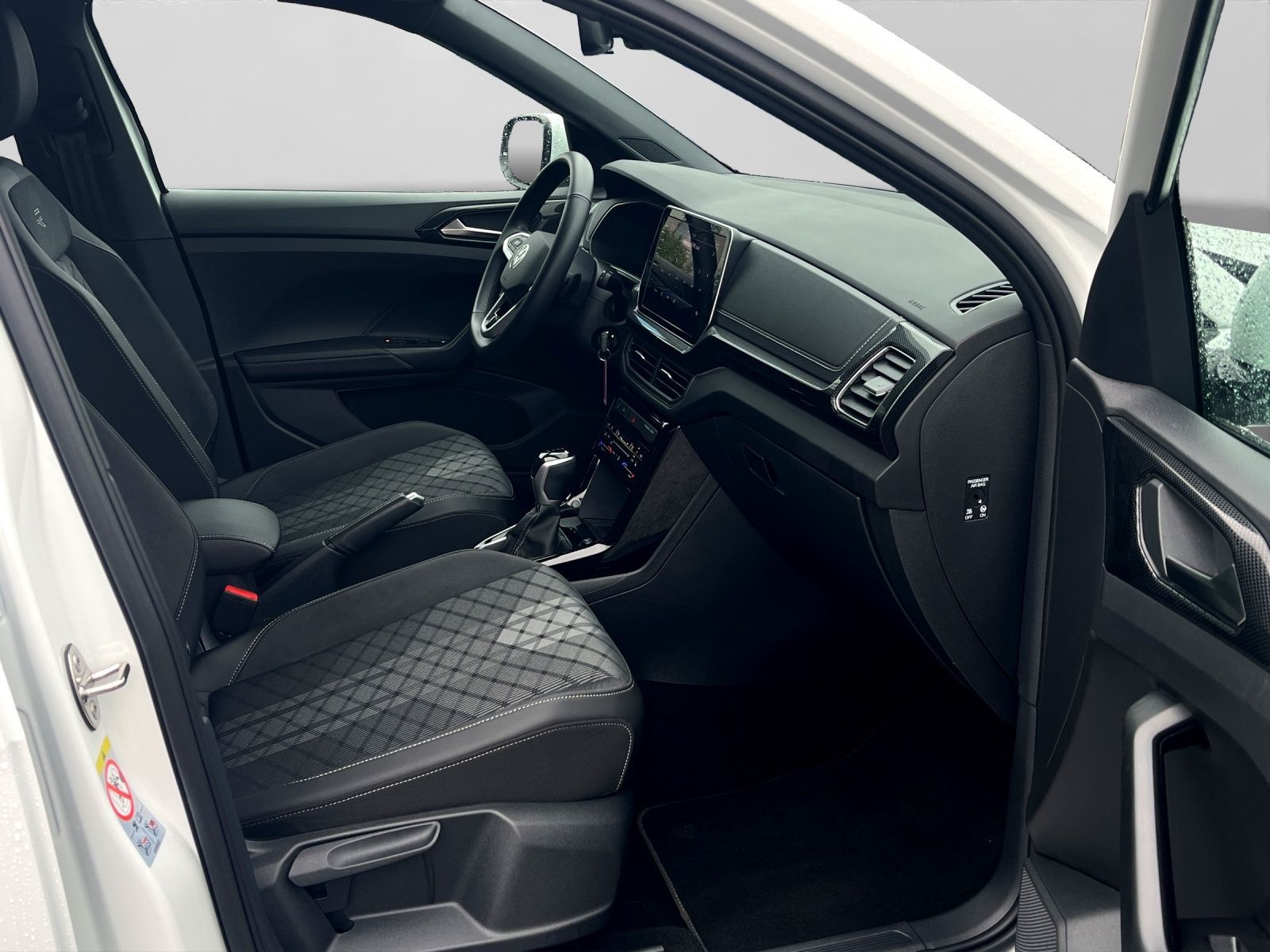 Volkswagen T-Cross 1.0 TSI DSG R-LINE IQ.DRIVE MATRIX ACC foto 4