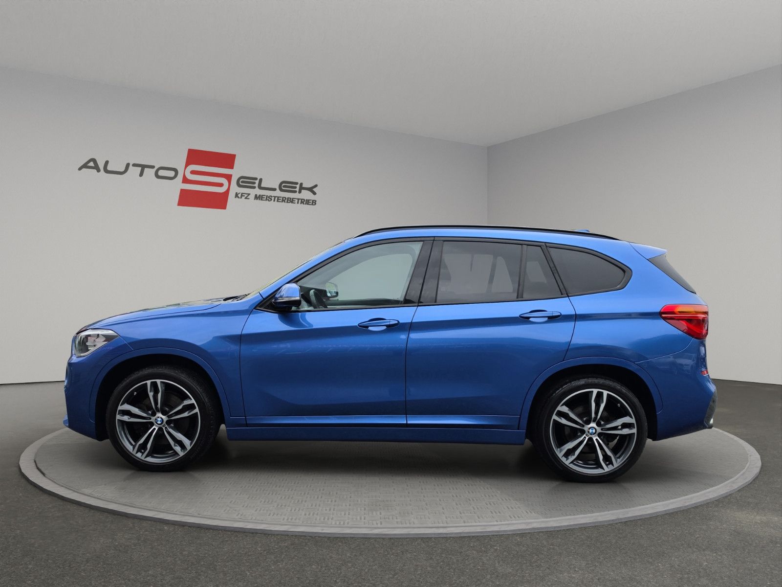 Fahrzeugabbildung BMW X1 xDrive 20 d M-Sport Automatik