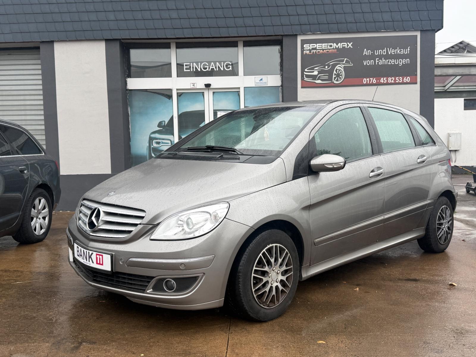 Mercedes-Benz B170 2005 — rear view