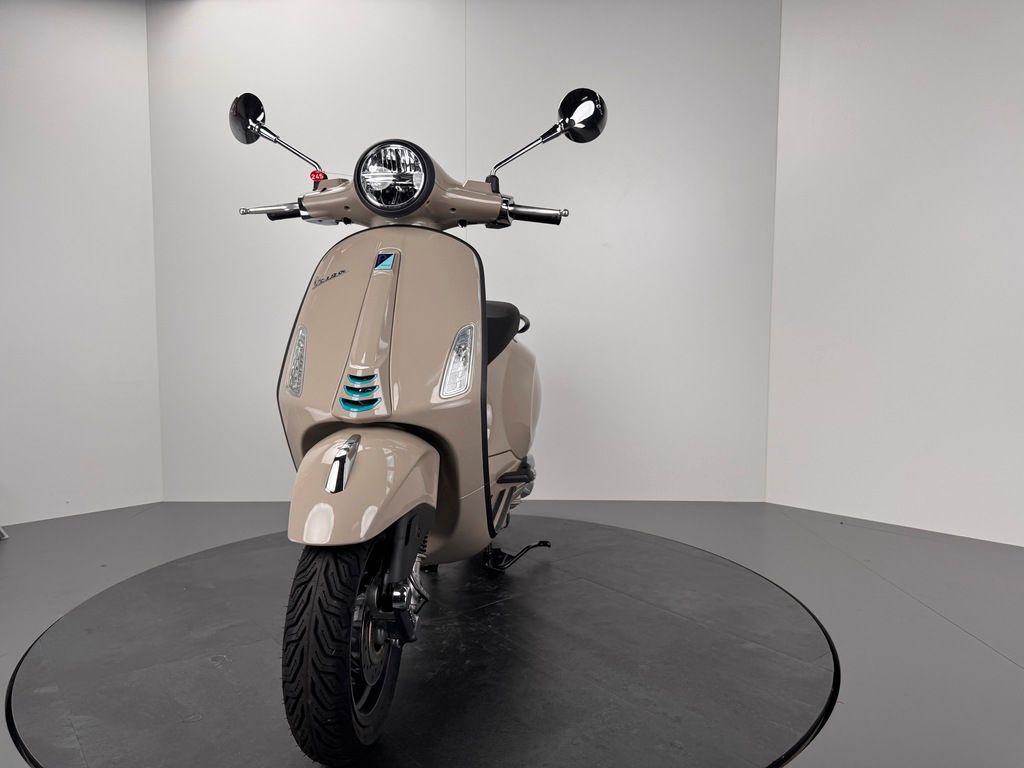 Fahrzeugabbildung Vespa PRIMAVERA 125 SPORT E5+ *NEUFAHRZEUG