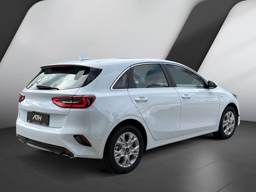 Fahrzeugabbildung Kia Ceed 1.4 Vision DCT7 STD (NAV)