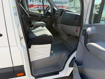 Volkswagen Crafter - 9