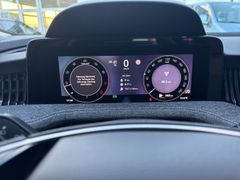 SKODA Combi 2.0 TSI 265PS AHK PANO Matrix Head up